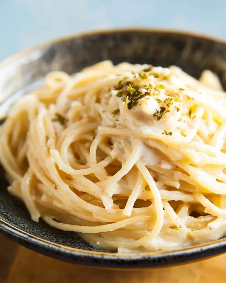 10-Minute Cream Cheese Pasta