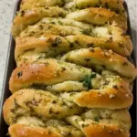 Sourdough Discard Garlic Pull Apart Bread